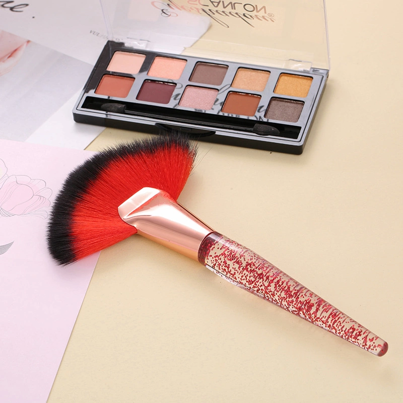 Fan-Shaped Makeup Brush Single Umbrella-Shaped Blush Brush